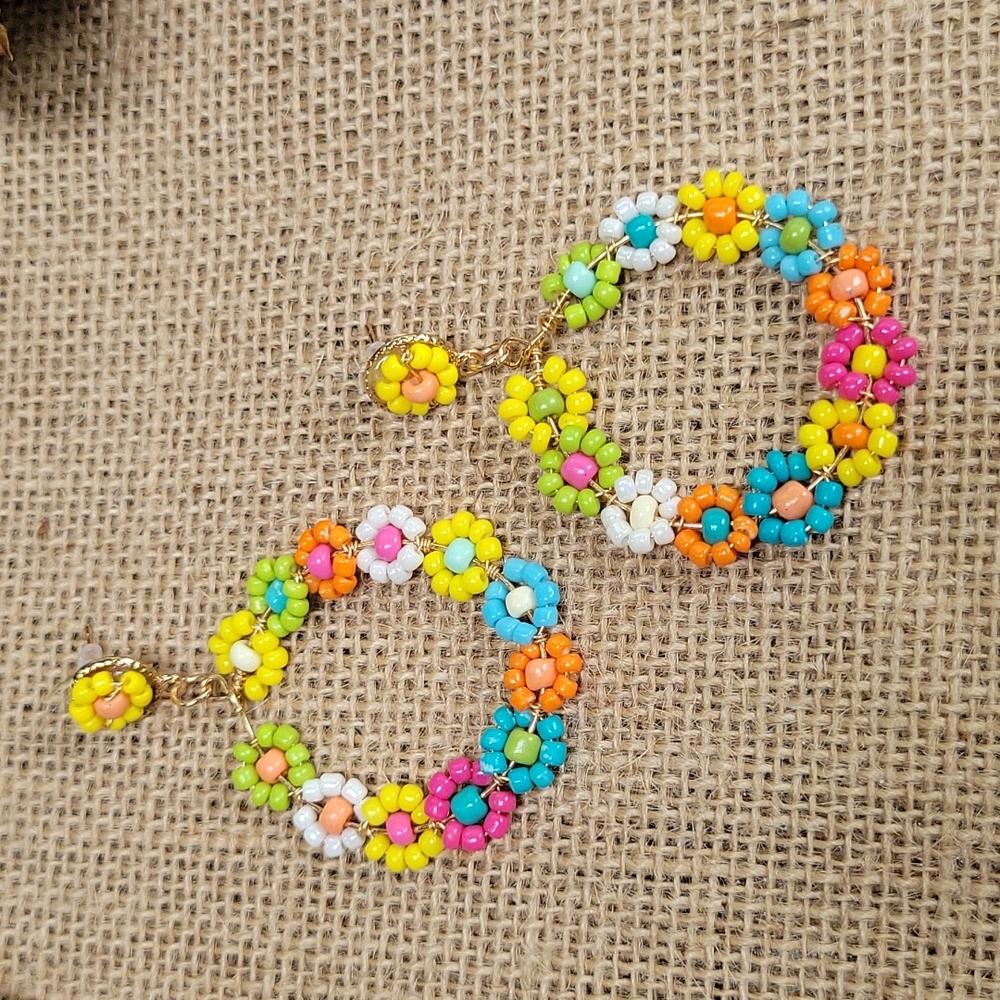 Multicolor Daisy Beaded Hoops - Picture 3 of 6